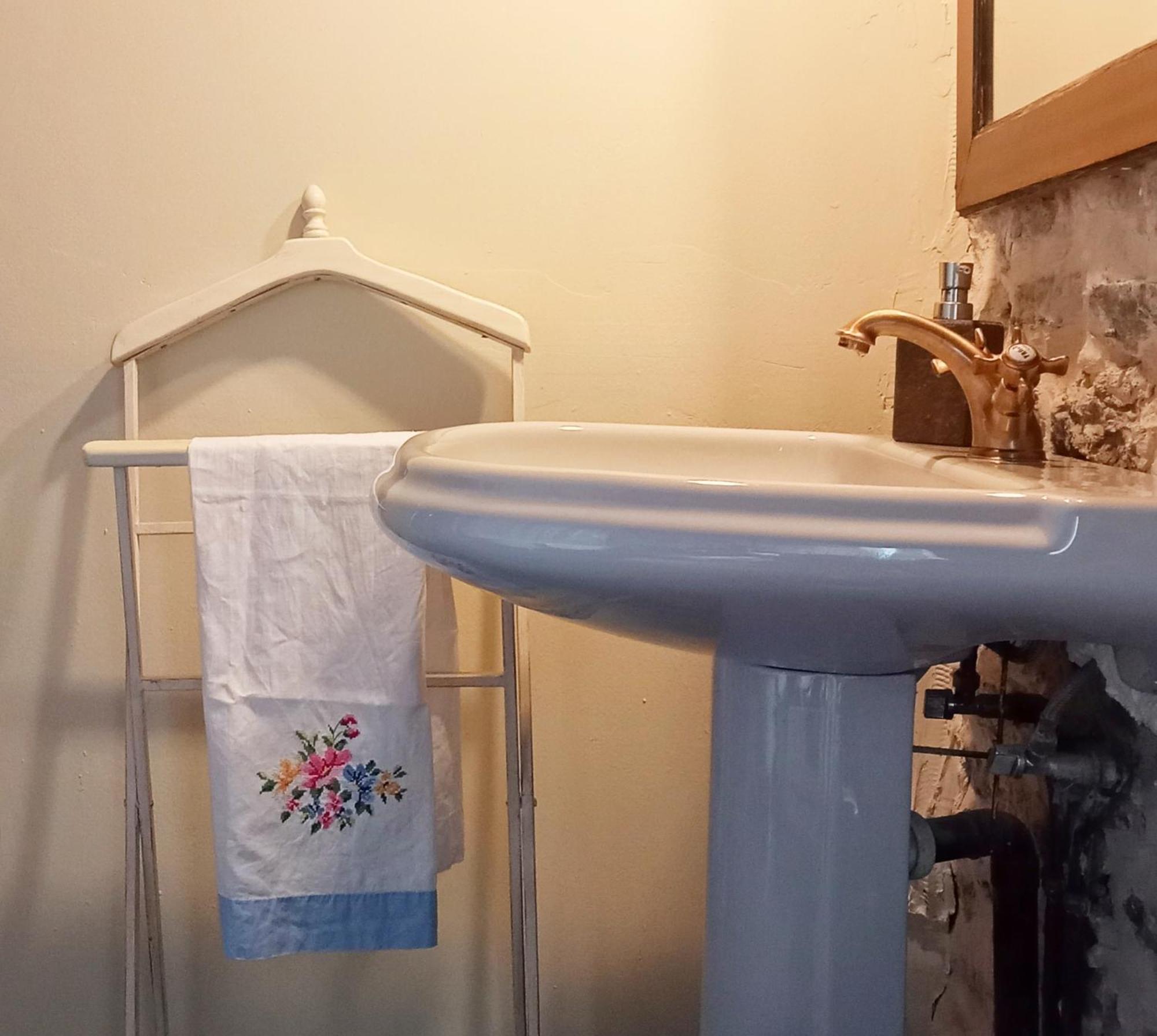 Suite En Cuadra Pajar, Casa Rural Hoz de Jaca Εξωτερικό φωτογραφία